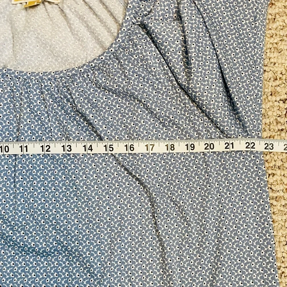 Michael Kors Large Blue White Floral Stretch Peasant Blouse 3/4 Ruffle Sleeves